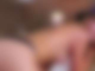 MaeBrowning's Live Sex Cam Show