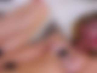 MaeBrowning's Live Sex Cam Show