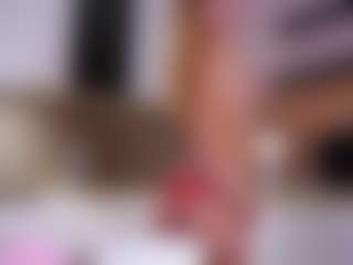 MaeBrowning's Live Sex Cam Show
