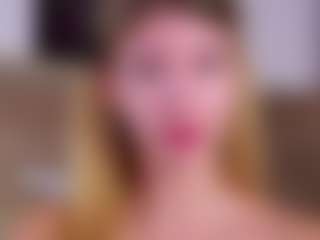 MaeBrowning's Live Sex Cam Show