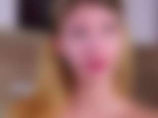 MaeBrowning's Live Sex Cam Show