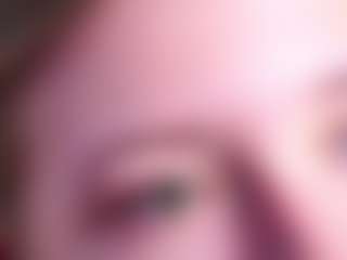 MaeBrowning's Live Sex Cam Show