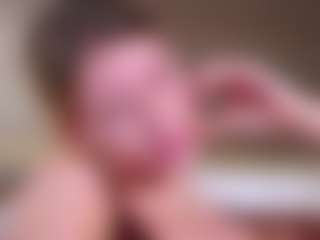 MaeBrowning's Live Sex Cam Show
