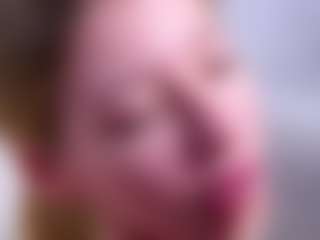 MaeBrowning's Live Sex Cam Show