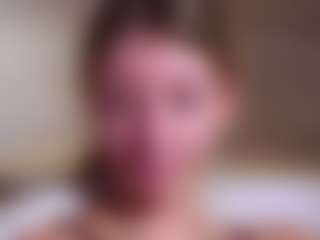 MaeBrowning's Live Sex Cam Show