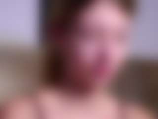 MaeBrowning's Live Sex Cam Show
