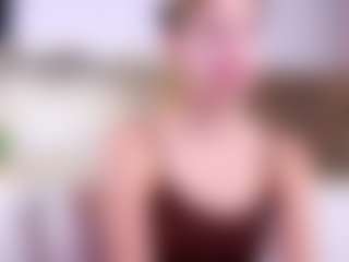 MaeBrowning's Live Sex Cam Show