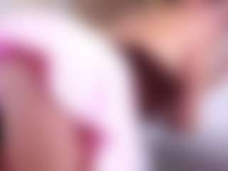 MaeBrowning's Live Sex Cam Show