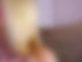 MaeBrowning's Live Sex Cam Show
