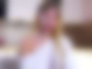 MaeBrowning's Live Sex Cam Show