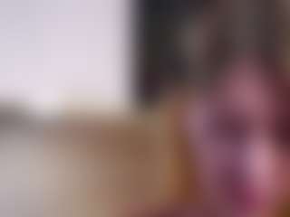 Live cam show with MaeBrowning - Small Tits on Soda Cam