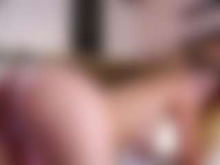 MaeBrowning's Live Sex Cam Show