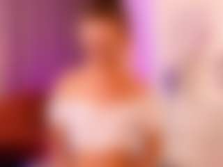 Live cam show with VictoriaLight - Longhair on realtime-chat
