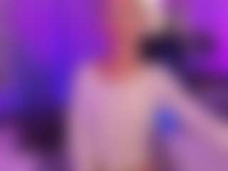 Live cam show with VictoriaLight - Longhair on Strip Flash - Live Sex Shows