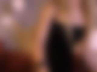 Live cam show with VictoriaLight - Blonde Hair Petite on Milfs Live