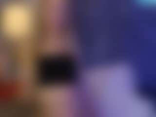 Live cam show with VictoriaLight - Cute on chickslive.net