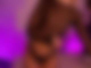 Live cam show with VictoriaLight - Shaved on Dare Cams