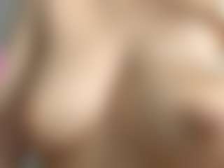 ZiraSwan's Live Sex Cam Show