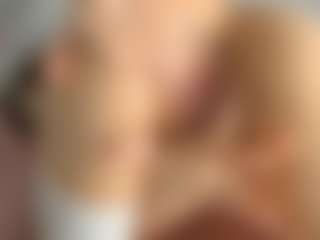 ZiraSwan's Live Sex Cam Show