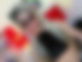 Live cam show with Gisele-Fox - Tease on madthumbs