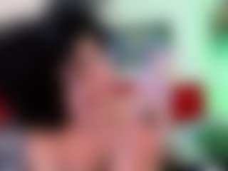 Live cam show with Gisele-Fox - Drinking on camtv
