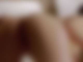 Live cam show with IsoldeBliss - Teen (18+) on Stripli.com