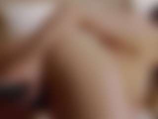 Live cam show with IsoldeBliss - Orgasm on studioflirtlive.com