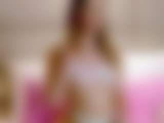 Live cam show with IsoldeBliss - Cowgirl on Milfs Live