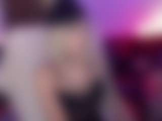 Live cam show with WitchJenny7 - Camel Toe on thefappeningchat.com