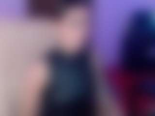 Spettacolo in cam dal vivo con WitchJenny7 - Facial Piercings su Camsoda