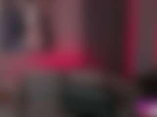 Live cam show with MaddisonCollins - Big Tits on Camversity