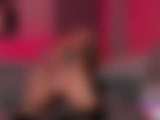 Live cam show with MaddisonCollins - Big Tits on Sweet Sext