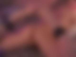 Amy-millf's Live Sex Cam Show