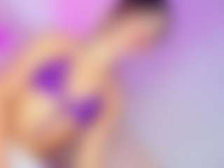 Live cam show with ShantallDior7 - Average on Camsoda