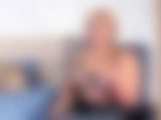 Live cam show with Greicy-Afrodita - Oil on Camsoda