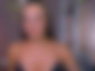 Live cam show with kiki-swan - Cock Rating on Cam Slut