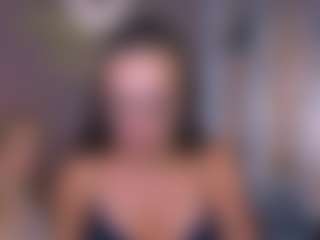 kiki-swan's Live Sex Cam Show