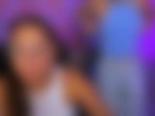 Live cam show with kiki-swan - Teen (18+) on Streamer API