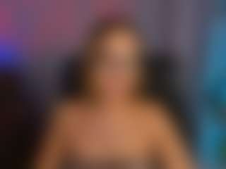 Live cam show with kiki-swan - White on PervPlay.com