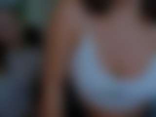 Live cam show with kiki-swan - Spank Lovense on CamwithHer
