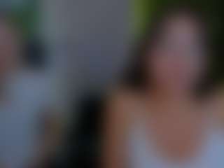 kiki-swan's Live Sex Cam Show