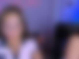 Live cam show with kiki-swan - Drinking on Streamer API