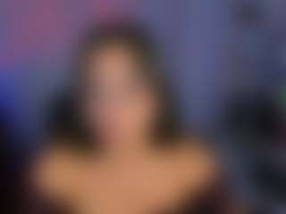 kiki-swan's Live Sex Cam Show