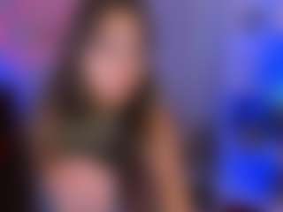 Live cam show with kiki-swan - Ass Bouncing on Soda Cam
