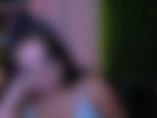 Live cam show with kiki-swan - Green Eyes on madthumbs