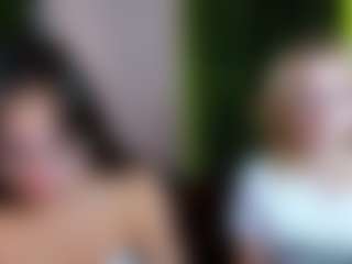Live cam show with kiki-swan - Green Eyes on CamClone