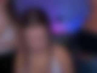 Show en direct avec kiki-swan - Lovense sur Camsoda