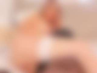 MissLinda MILF webcam performer live streaming