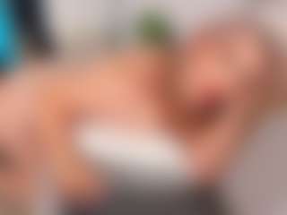MissLinda's Live Sex Cam Show