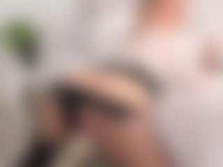 MissLindaのライブセックスチャットショー